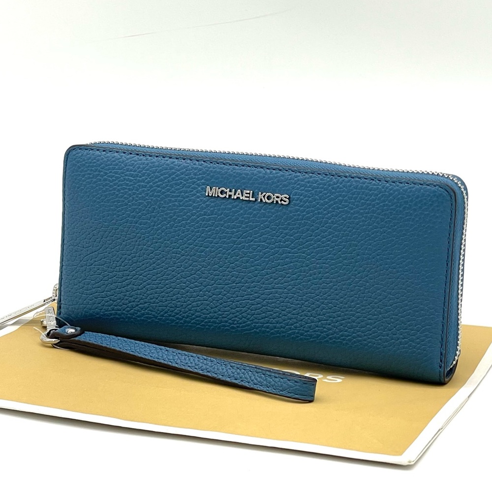 Michael Kors Large Continental Wallet Wristlet